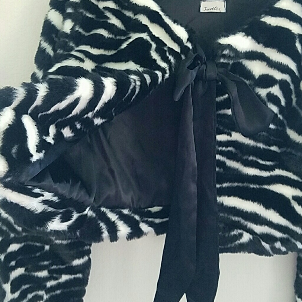 Zebra print fur coat - Picture 3 of 6